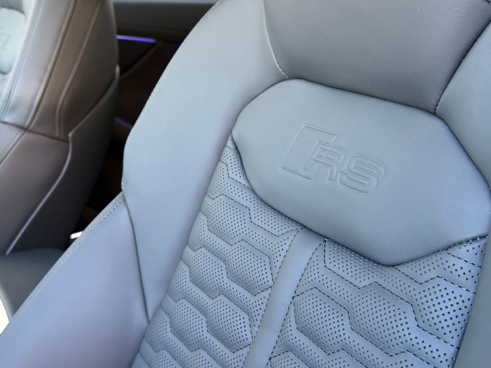 New 2026 Audi RS Q8 performance image 23