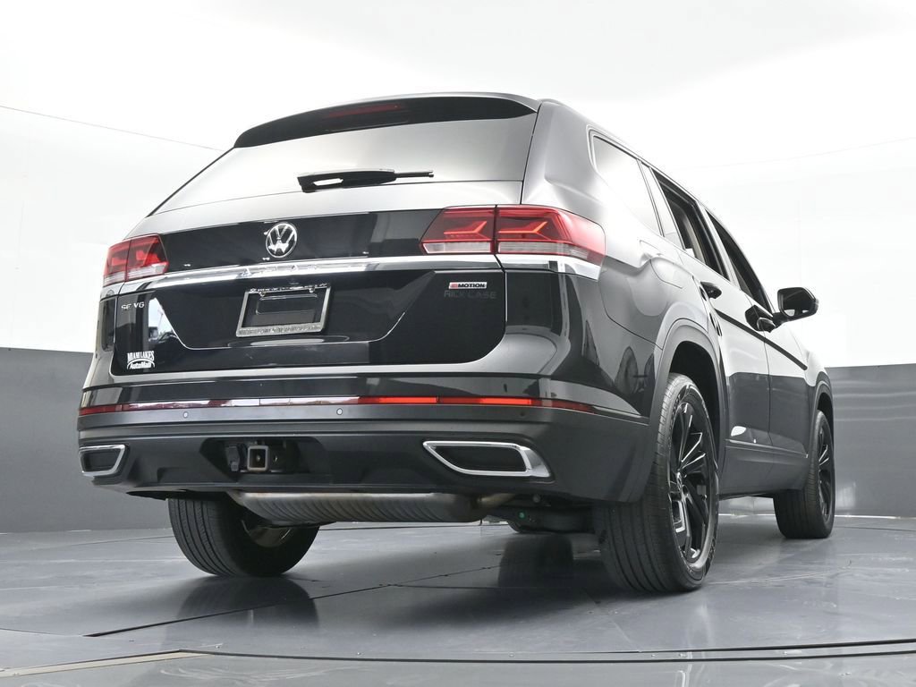 Used 2022 Volkswagen Atlas SE w/ Black Wheel Package image 61