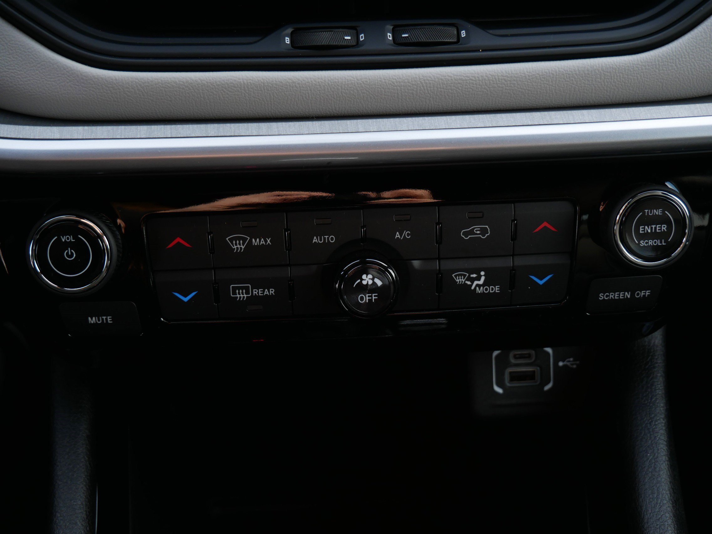 New 2026 Jeep Compass Limited AWD/4WD image 20