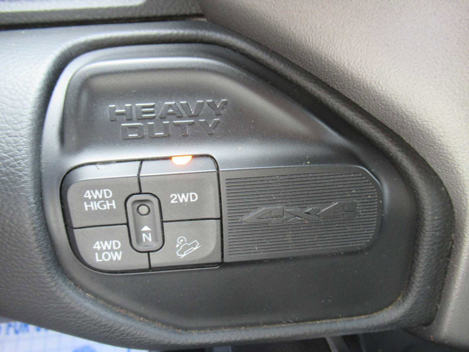 Used 2019 RAM 2500 Big Horn w/ Black Appearance Package image 34