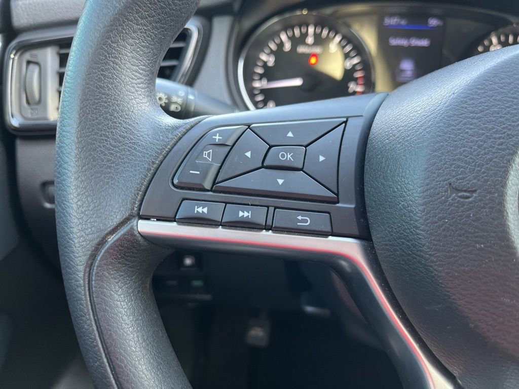 Used 2018 Nissan Rogue S image 59