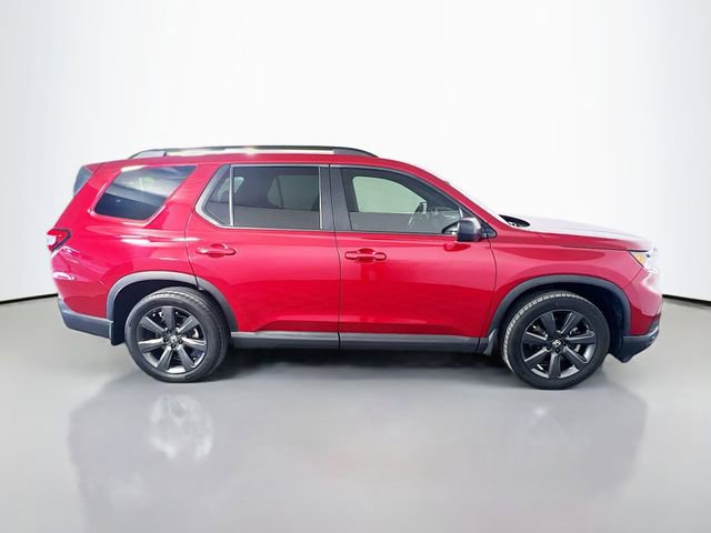 Used 2023 Honda Pilot Sport image 9