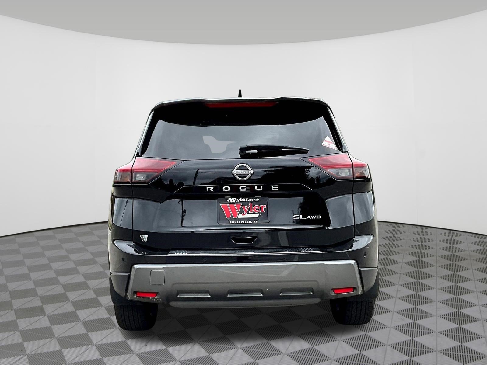 Certified 2024 Nissan Rogue SL w/ SL Premium Package AWD/4WD image 5