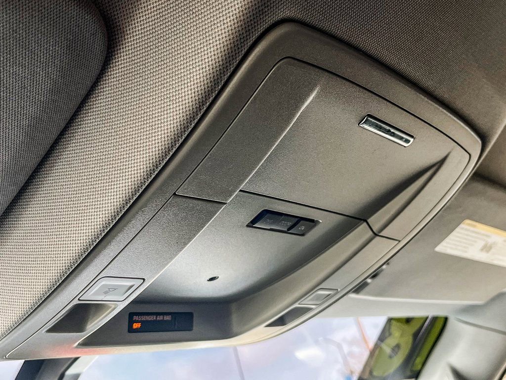 Used 2018 Chevrolet Silverado 1500 LT w/ All Star Edition image 43