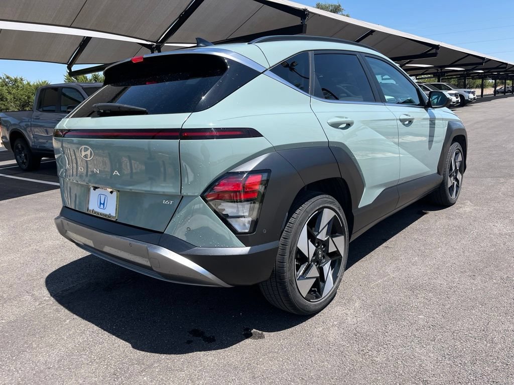 Used 2024 Hyundai Kona Limited FWD image 4