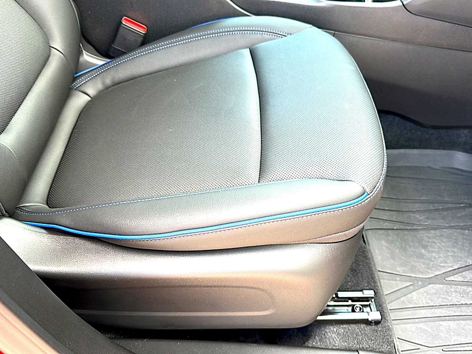 Used 2026 Buick Encore GX Sport Touring w/ Advanced Technology Package FWD image 26