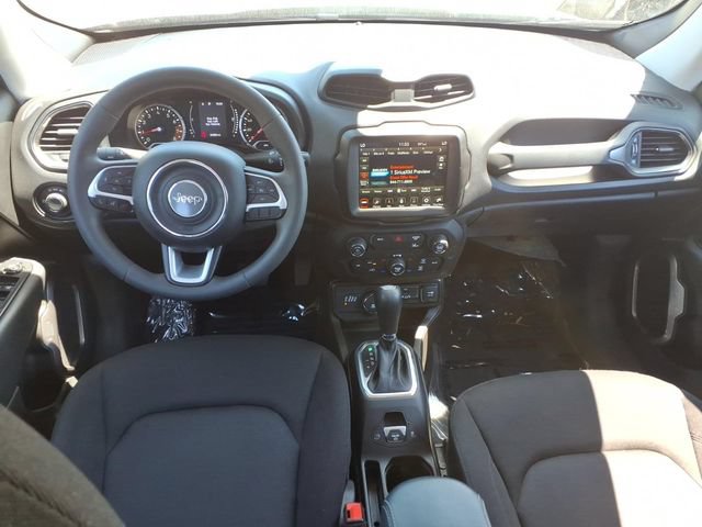 Used 2023 Jeep Renegade Latitude AWD/4WD image 23