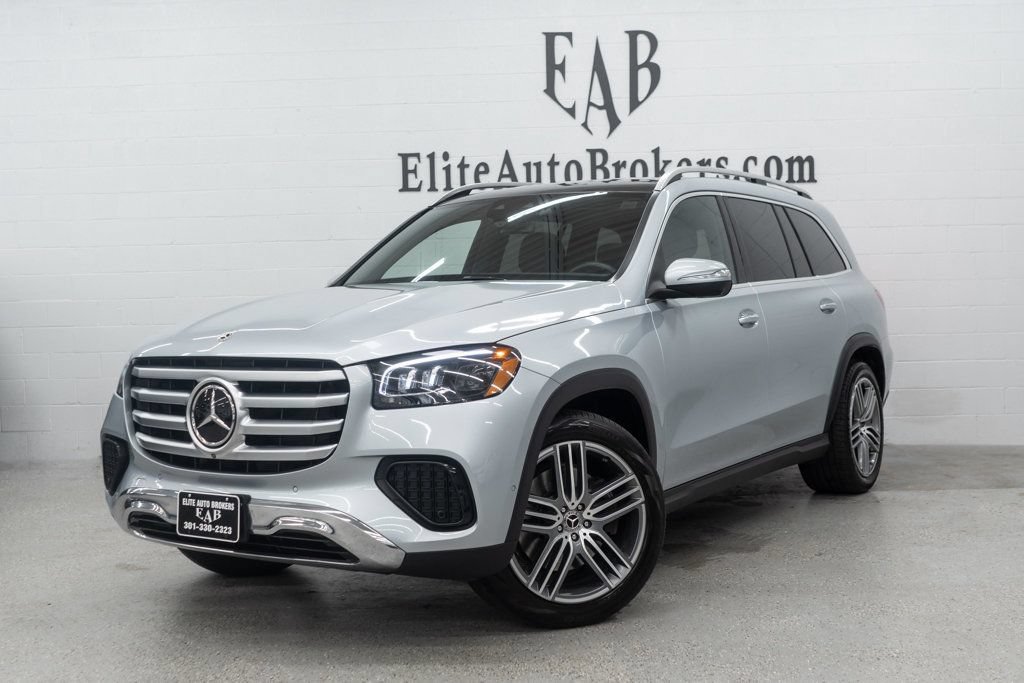 Used 2025 Mercedes-Benz GLS 450 4MATIC image 1