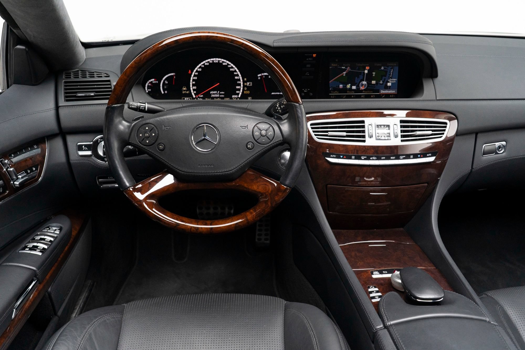 Used 2012 Mercedes-Benz CL 63 AMG image 28