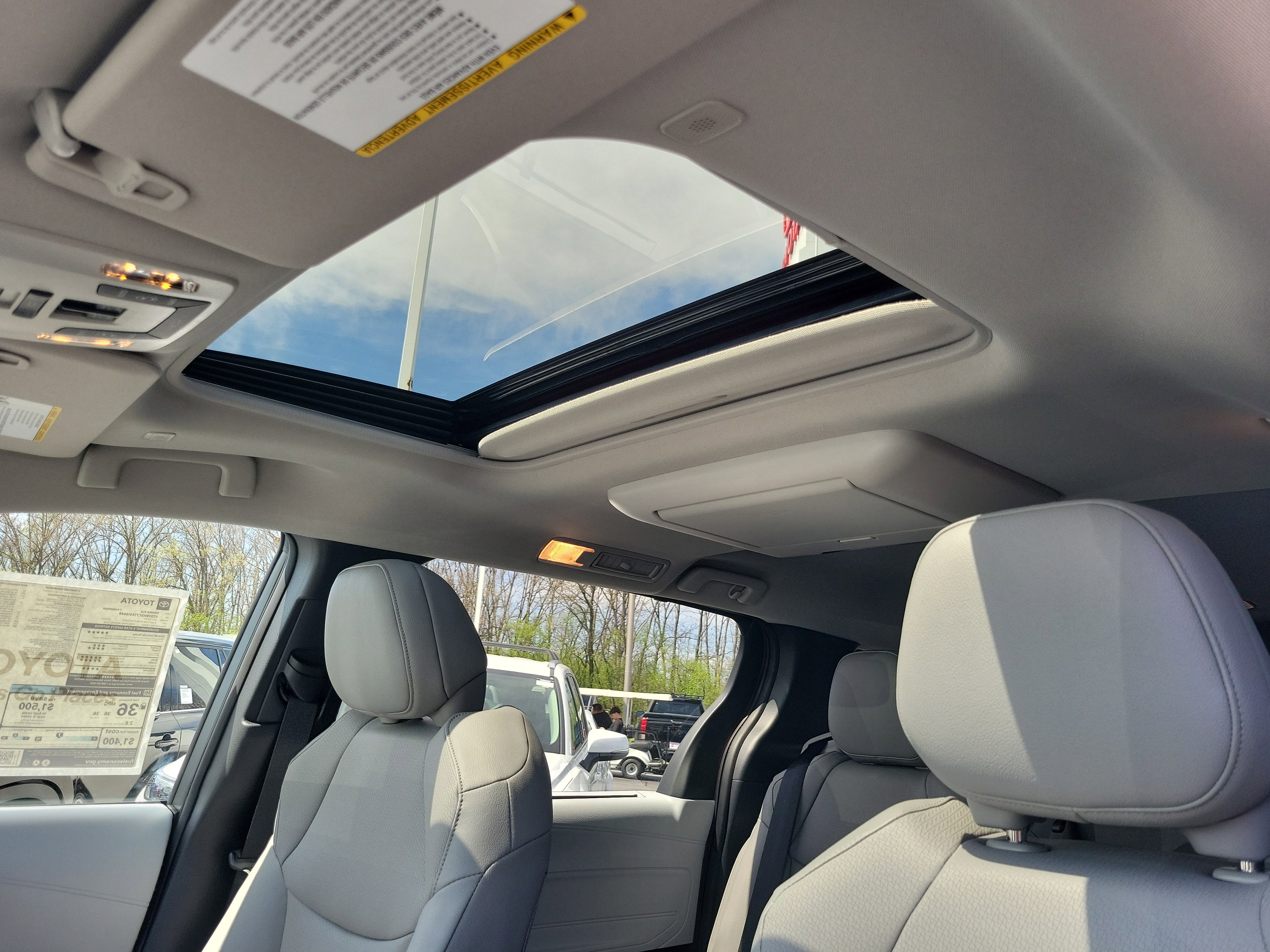 New 2026 Toyota Sienna XLE image 23