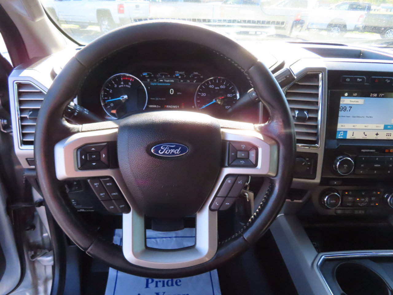 Used 2017 Ford F250 Lariat w/ Lariat Value Package image 29