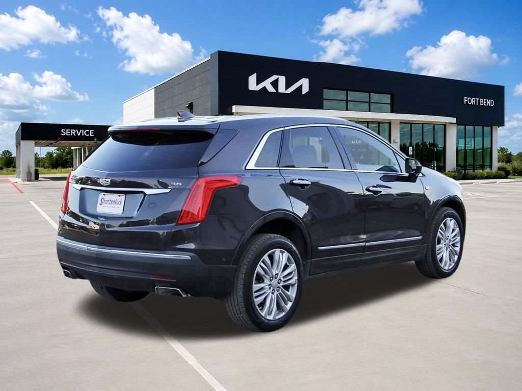 Used 2019 Cadillac XT5 Premium Luxury w/ Driver Assist Package FWD image 5