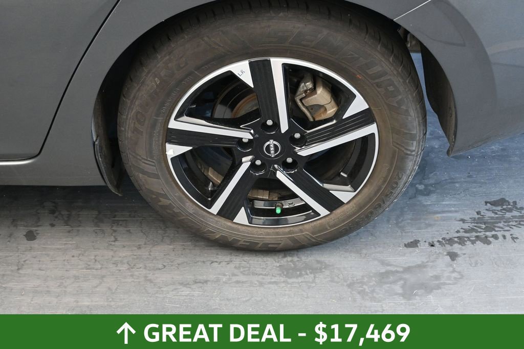 Used 2024 Nissan Sentra SV FWD image 15