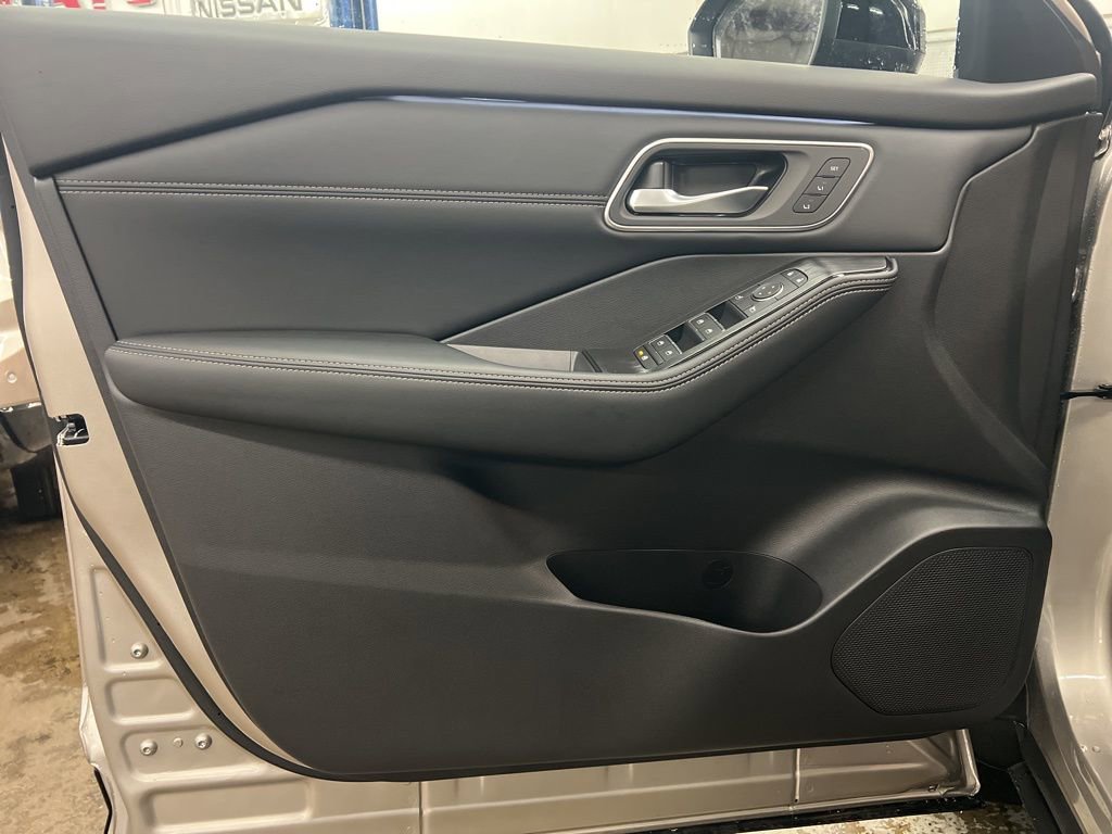 New 2026 Nissan Rogue Platinum w/ Platinum Premium Package image 27