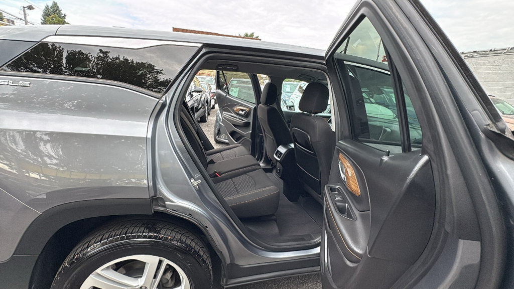 Used 2018 GMC Terrain SLE AWD/4WD image 28