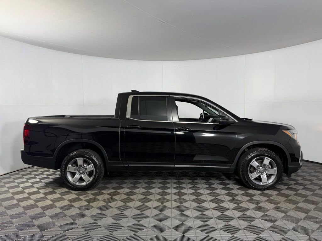 Used 2025 Honda Ridgeline RTL image 2