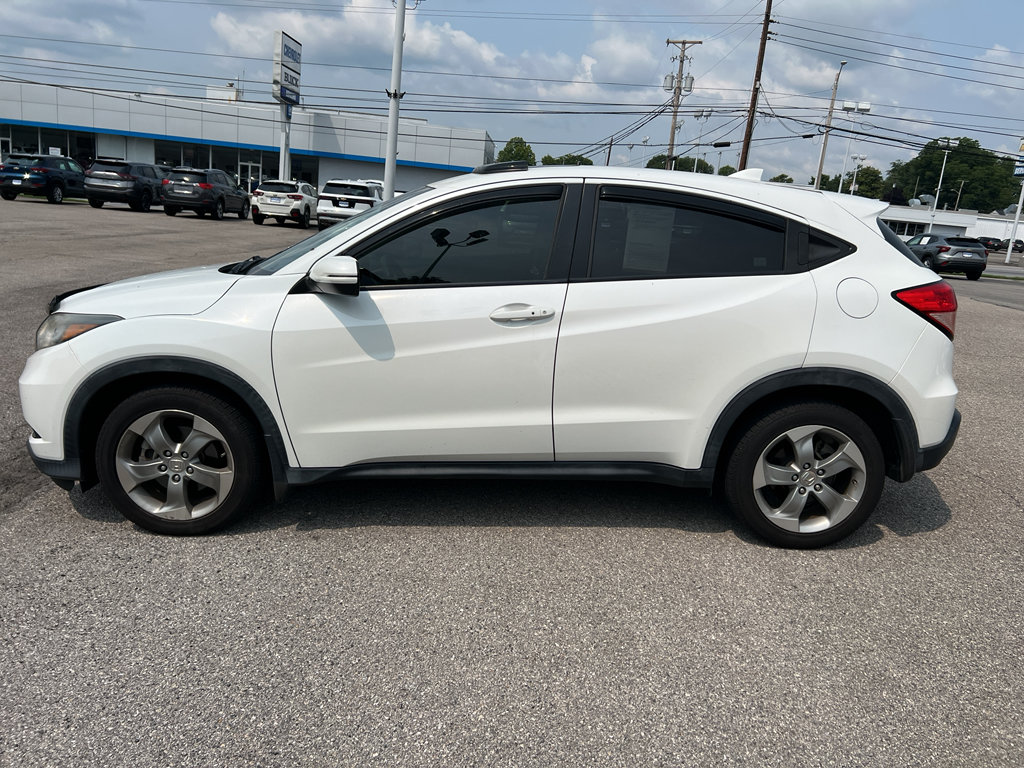 Used 2017 Honda HR-V EX image 8