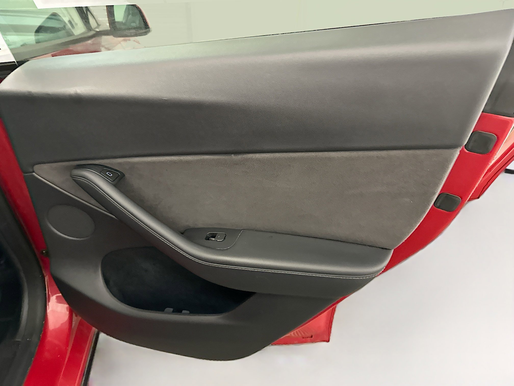 Used 2023 Tesla Model Y Long Range image 34