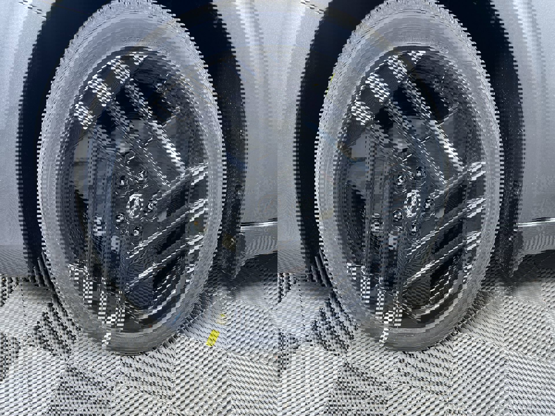 New 2026 Nissan Sentra SR w/ SR Premium Package image 26