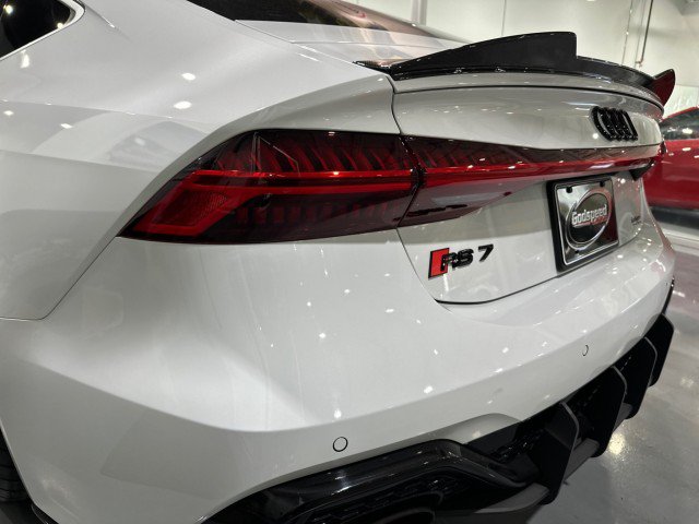 Used 2021 Audi RS 7 Sportback AWD/4WD image 38