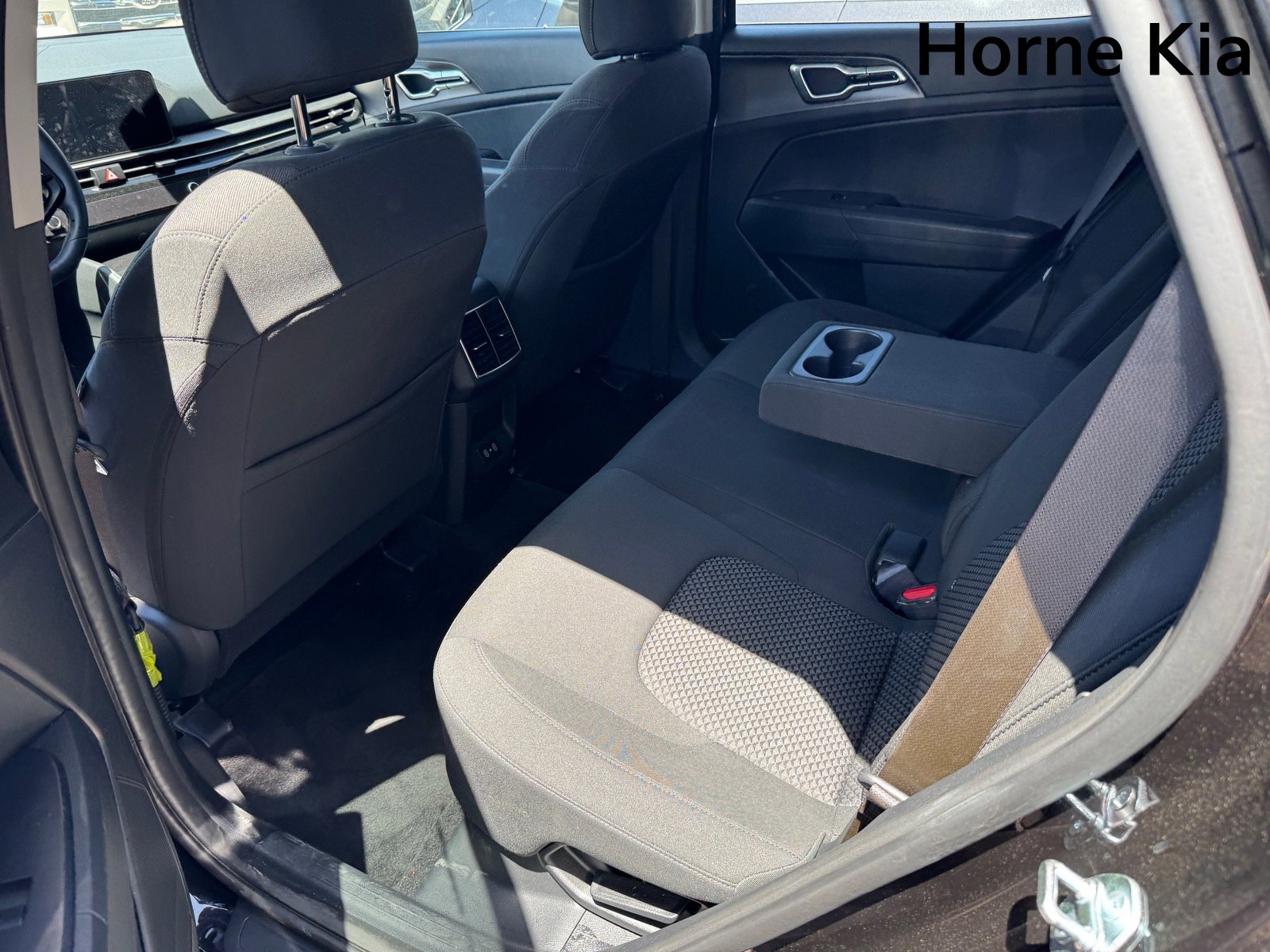 New 2026 Kia Sportage LX FWD image 11