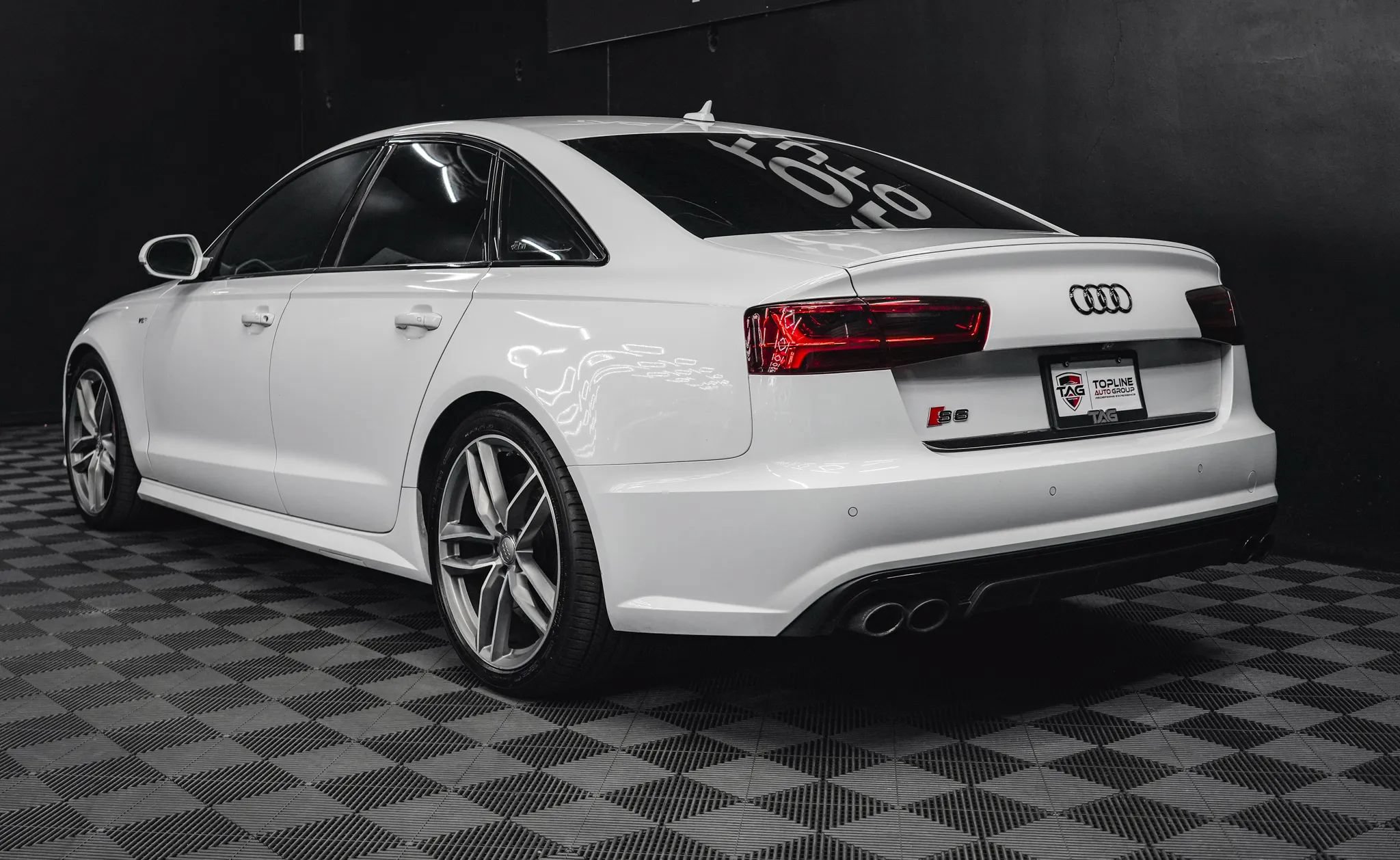Used 2016 Audi S6 Prestige AWD/4WD image 30