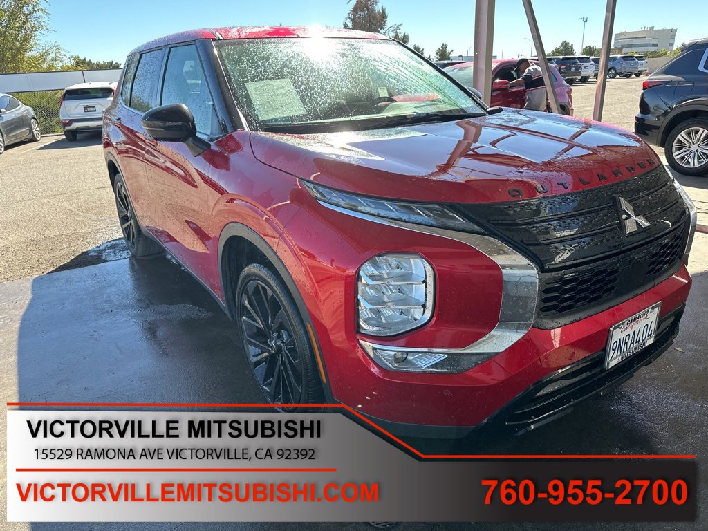Used 2024 Mitsubishi Outlander SE Black Edition