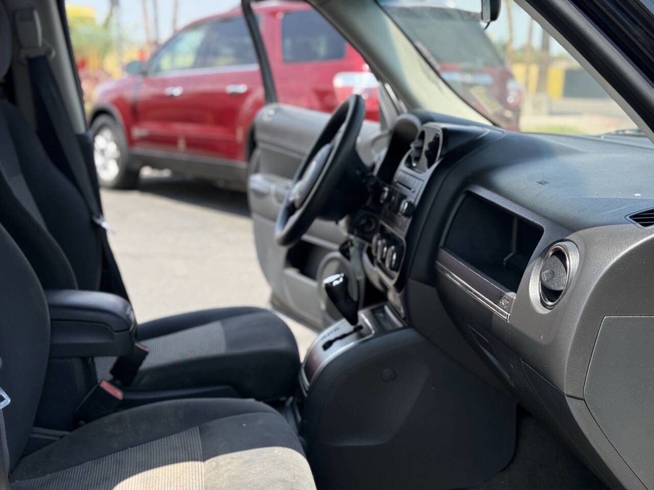 Used 2015 Jeep Patriot Sport w/ Power Value Group image 6