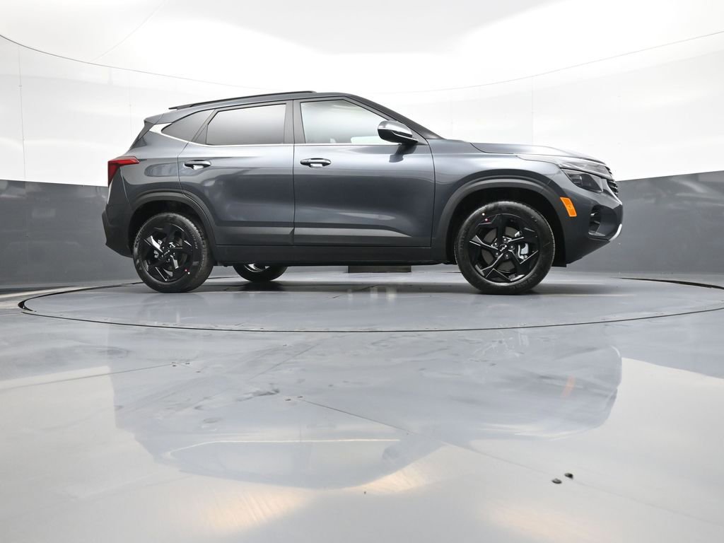 New 2026 Kia Seltos EX w/ EX Sunroof Package image 30