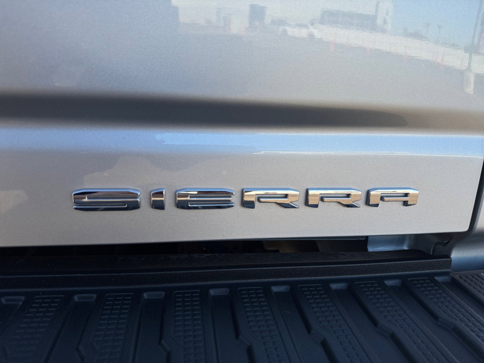 Used 2022 GMC Sierra 3500 Denali w/ Denali Ultimate Package image 27