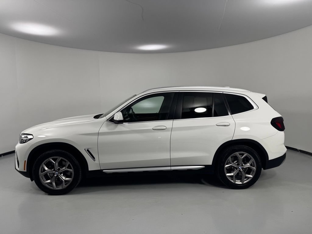 Used 2022 BMW X3 xDrive30i w/ Premium Package AWD/4WD image 4