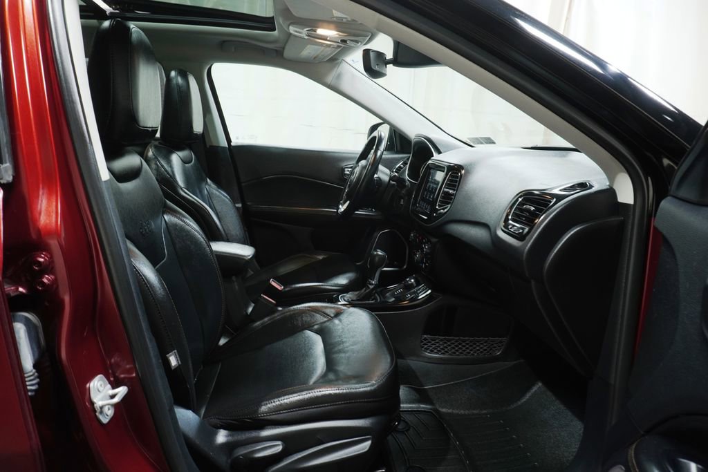 Used 2021 Jeep Compass Limited w/ Sun and Sound Group image 10