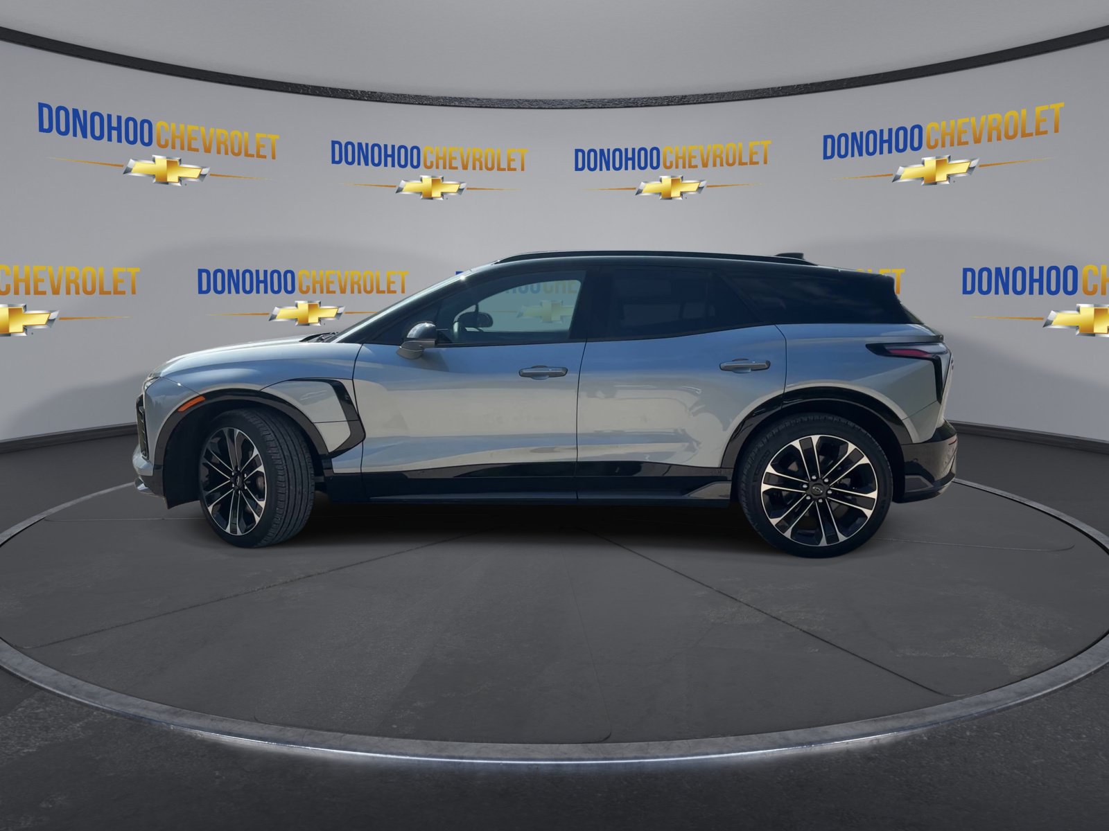 New 2026 Chevrolet Blazer EV SS AWD/4WD image 8
