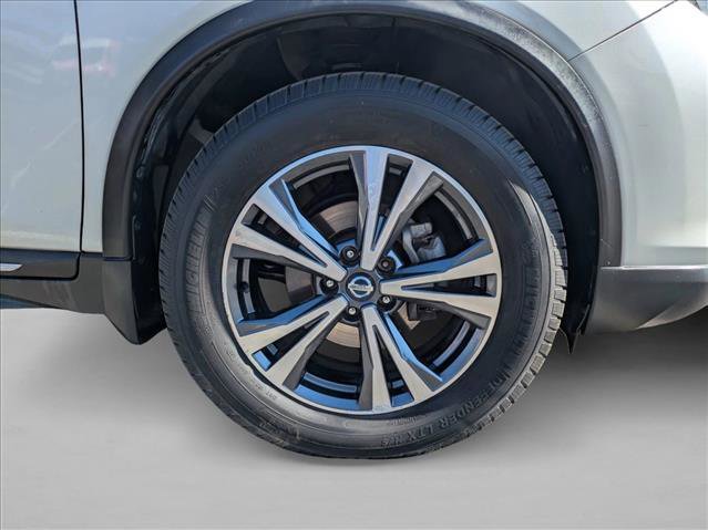 Used 2017 Nissan Rogue SL w/ SL Premium Package AWD/4WD image 22