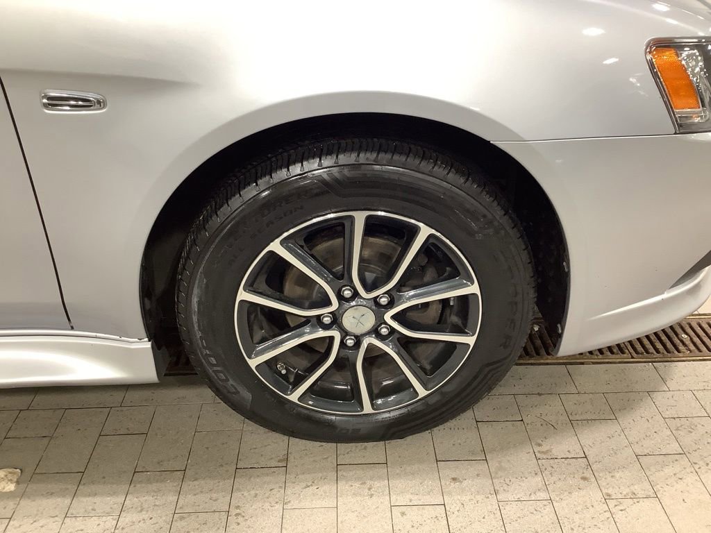 Used 2015 Mitsubishi Lancer SE image 11