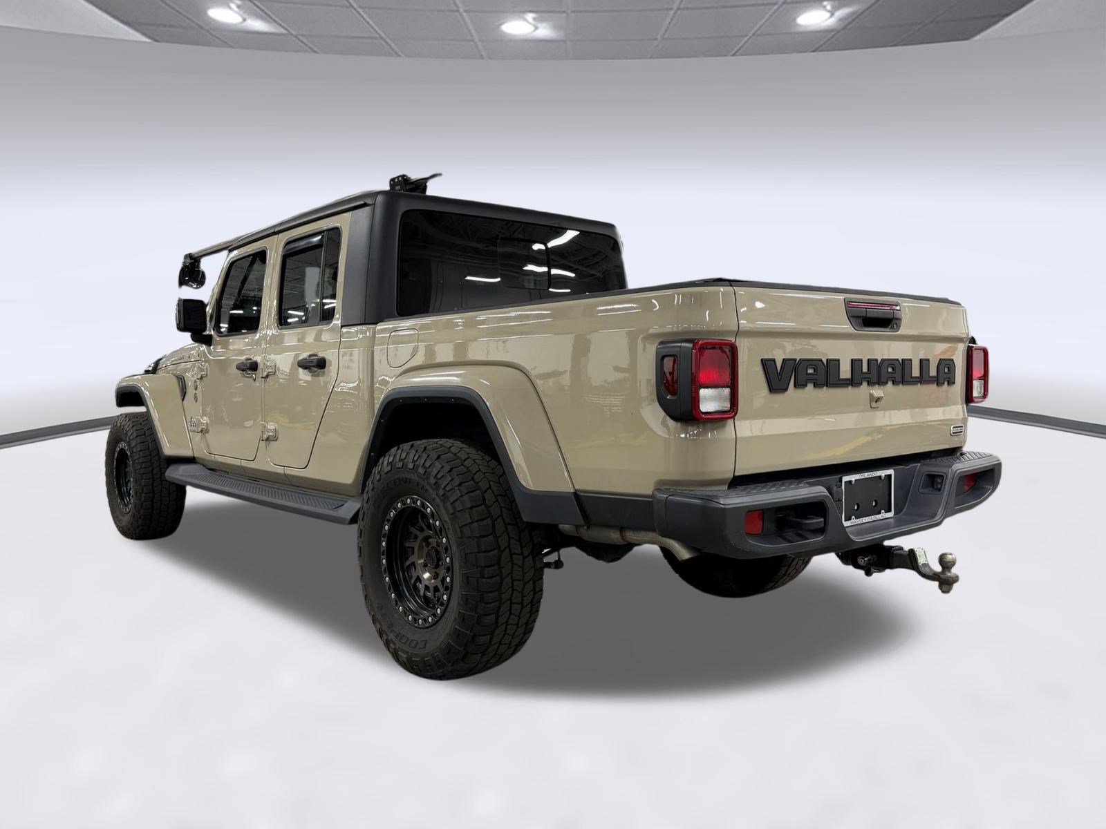 Used 2022 Jeep Gladiator Overland w/ Popular Equipment Package AWD/4WD image 3