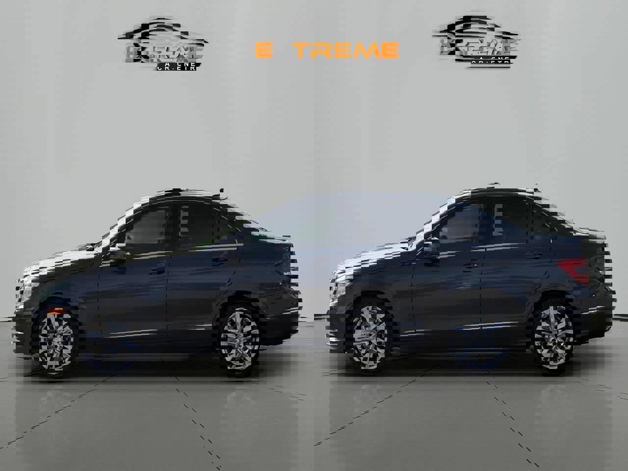 Used 2014 Mercedes-Benz C 300 4MATIC Sedan w/ Multimedia Package image 3