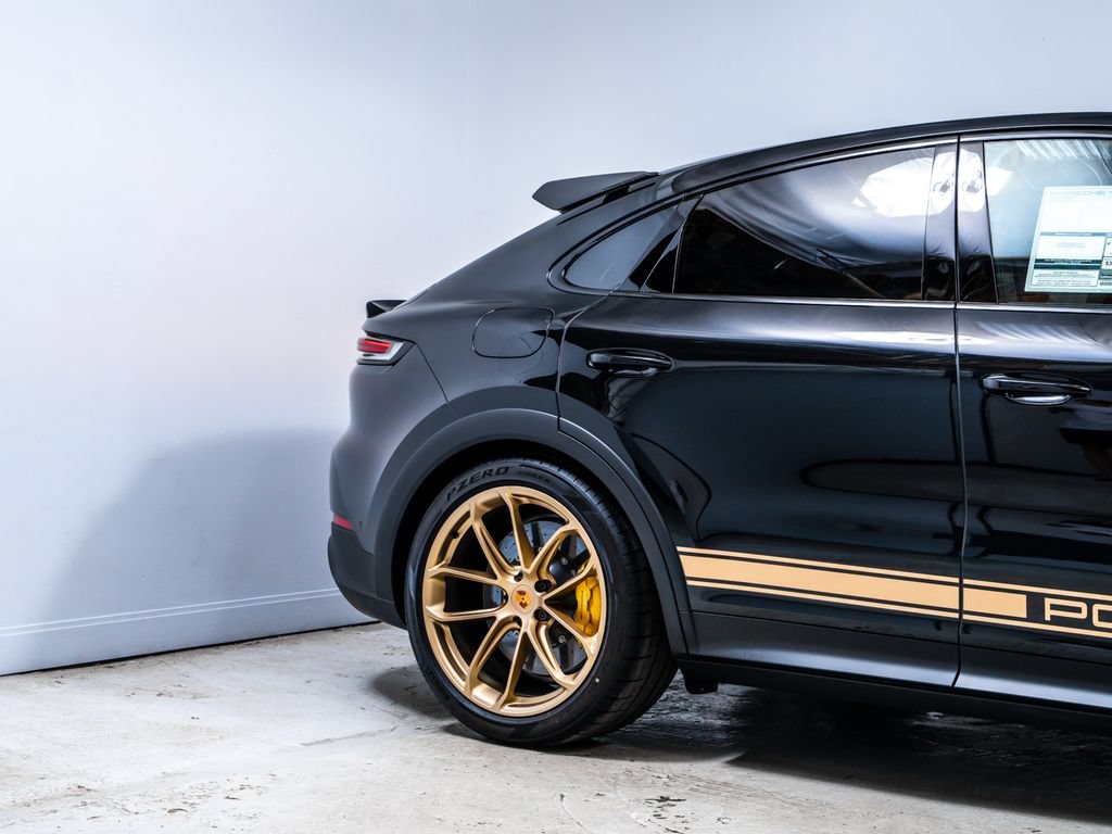New 2026 Porsche Cayenne Turbo GT AWD/4WD image 11