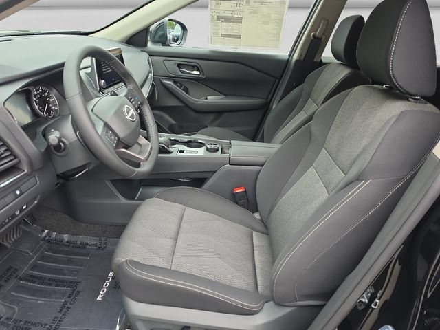 New 2026 Nissan Rogue SV w/ Cold Weather Package AWD/4WD image 10