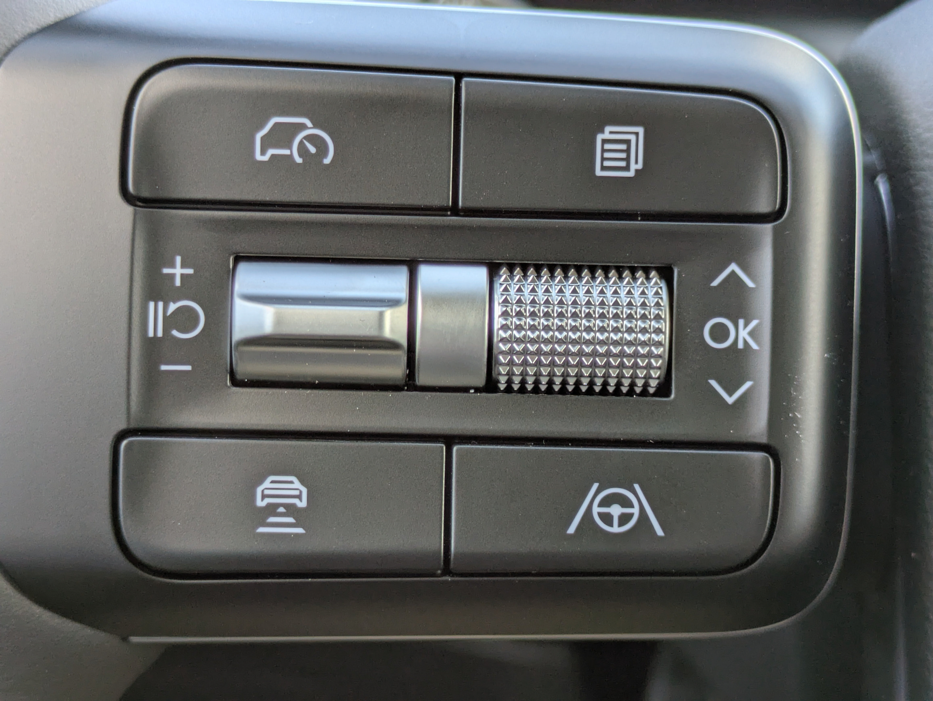 New 2027 Hyundai Santa Fe Limited FWD image 27