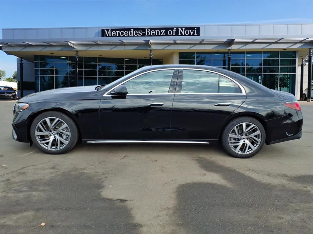 Certified 2025 Mercedes-Benz E 450 4MATIC Sedan image 2