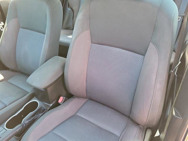 Used 2019 Toyota Corolla LE FWD image 5
