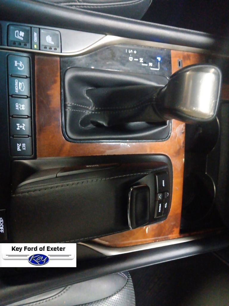 Used 2020 Lexus LX 570 4WD w/ Luxury Package image 36