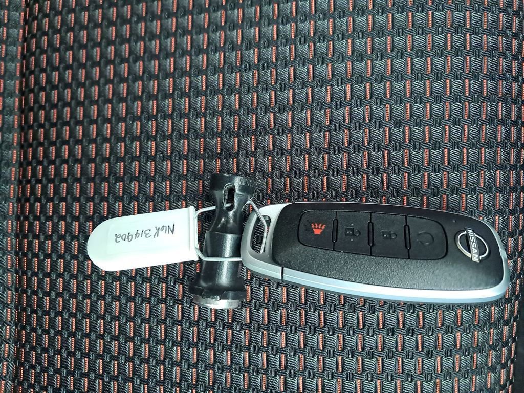 New 2026 Nissan Kicks SR w/ SR Premium Package image 30