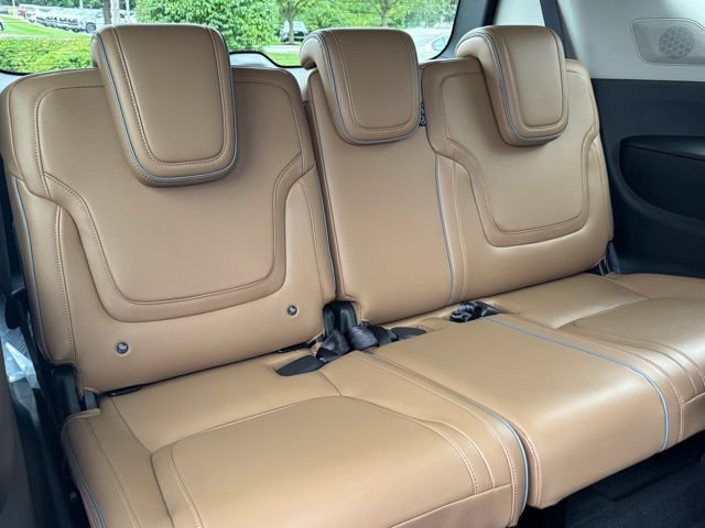 New 2027 INFINITI QX80 Luxe w/ Cargo Package AWD/4WD image 29