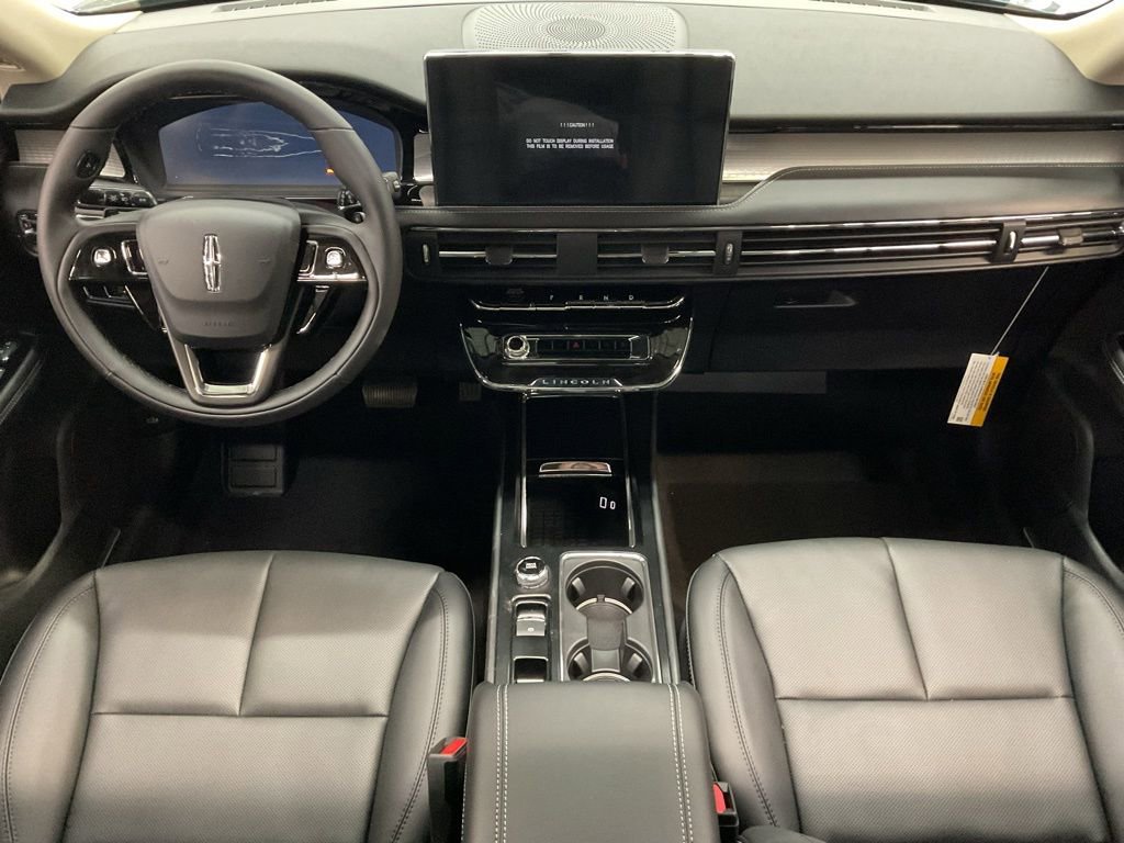 New 2026 Lincoln Corsair Premiere image 17
