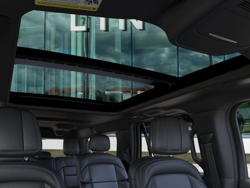 New 2025 Lincoln Navigator L Reserve w/ Jet Appearance Package AWD/4WD image 22