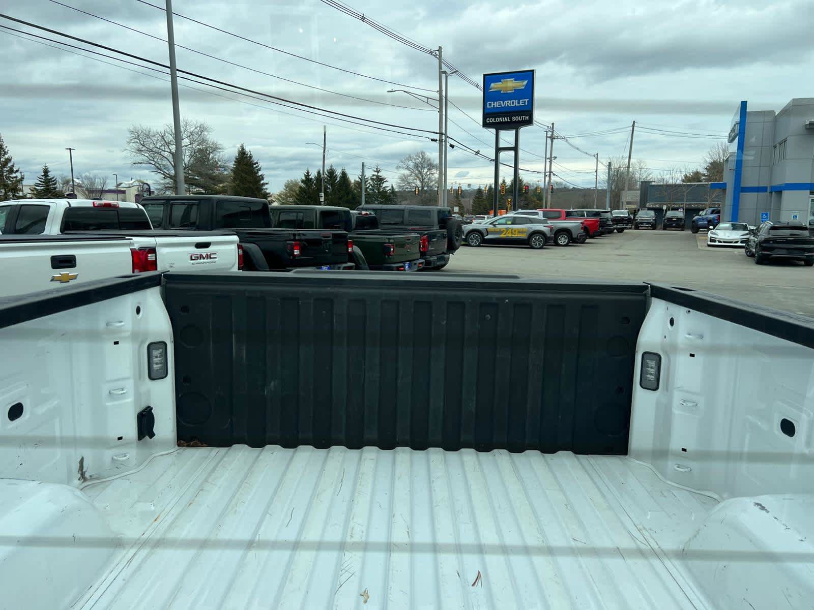 Certified 2025 Chevrolet Silverado 1500 LT image 36