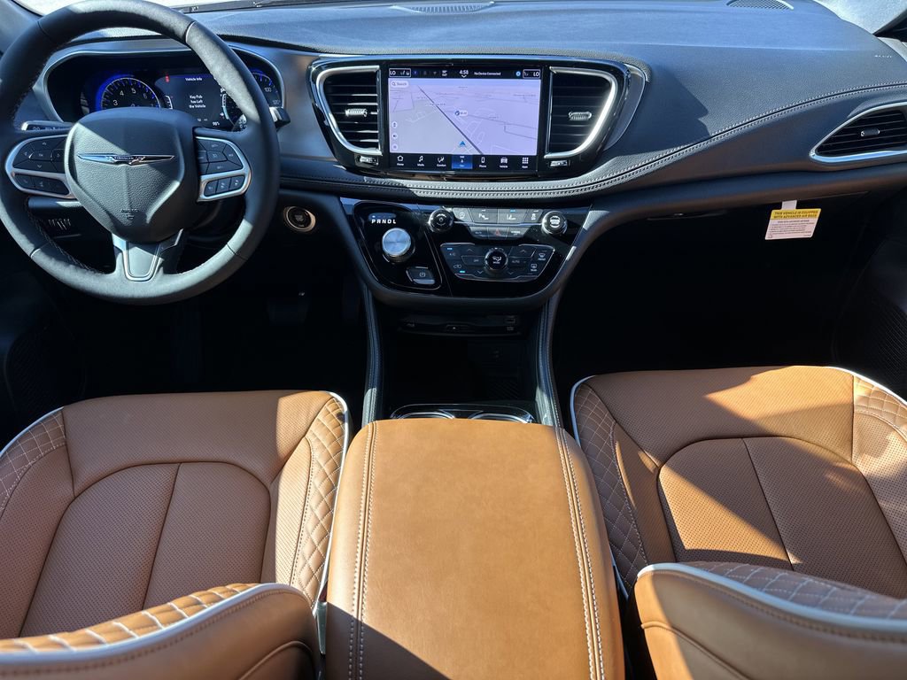 New 2026 Chrysler Pacifica Pinnacle image 11