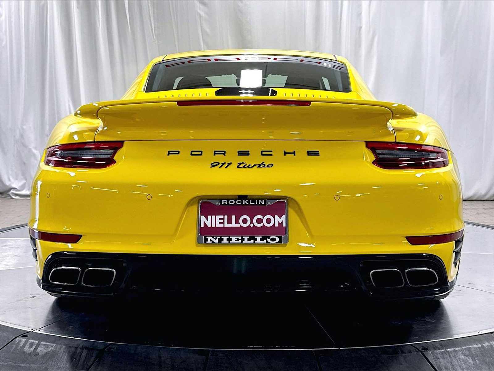 Used 2019 Porsche 911 Turbo AWD/4WD image 9